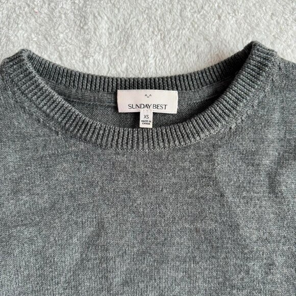 aritzia sunday best merino wool cropped sweater - Picture 3 of 3